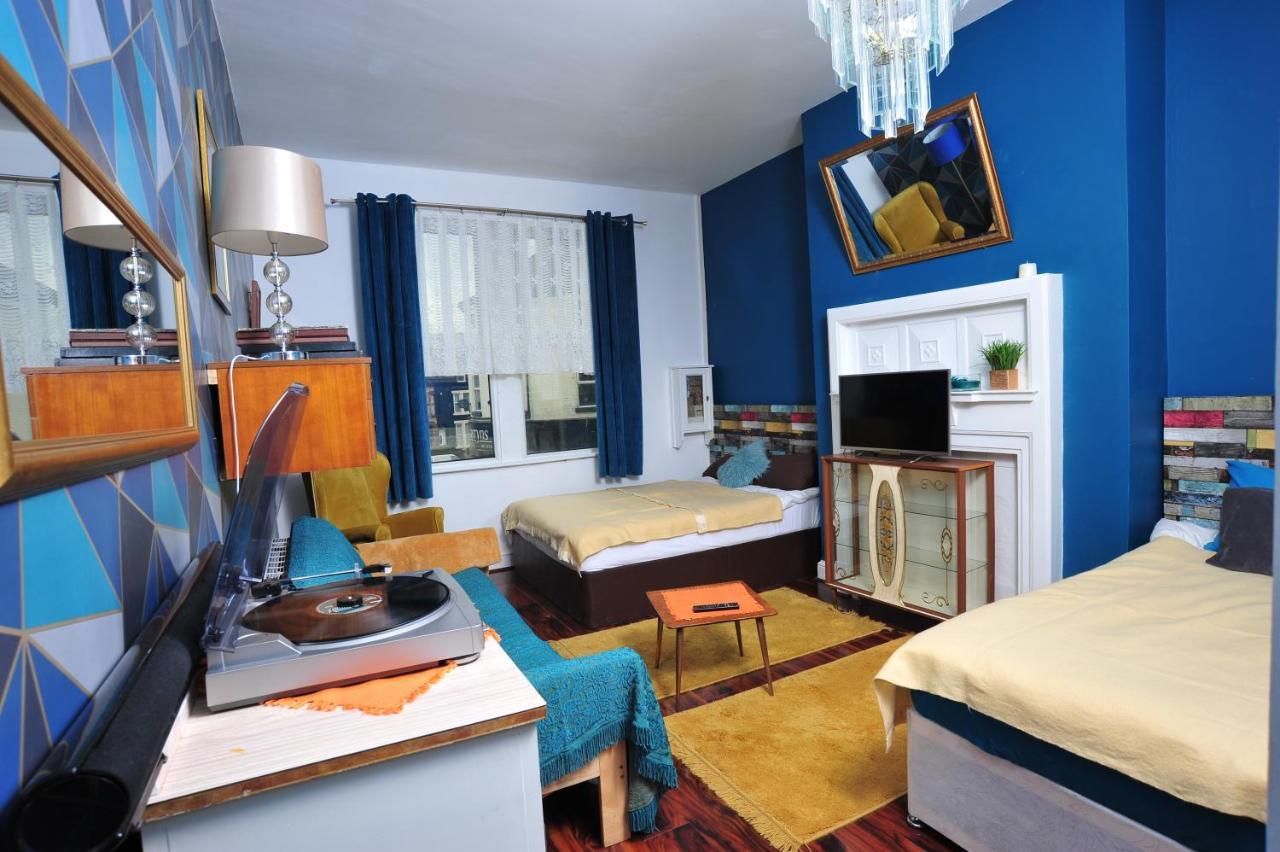 The Beauty Rooms Bnb Liverpool Bagian luar foto