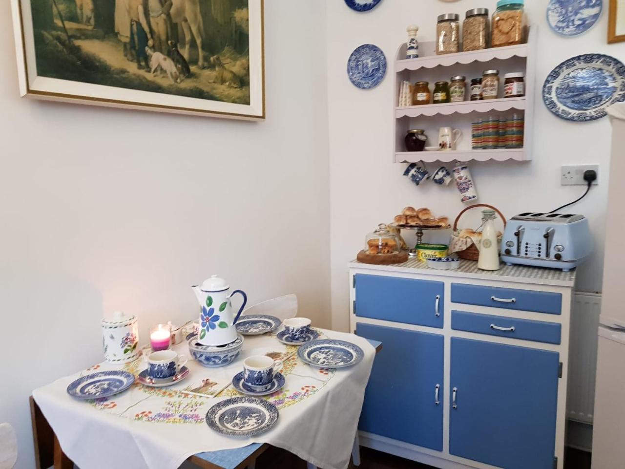 The Beauty Rooms Bnb Liverpool Bagian luar foto