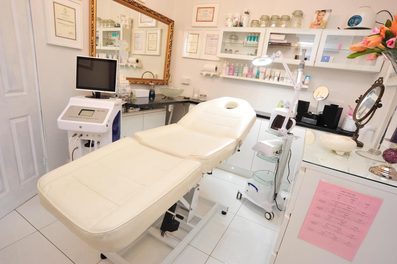 The Beauty Rooms Bnb Liverpool Bagian luar foto