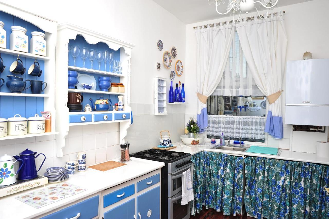 The Beauty Rooms Bnb Liverpool Bagian luar foto
